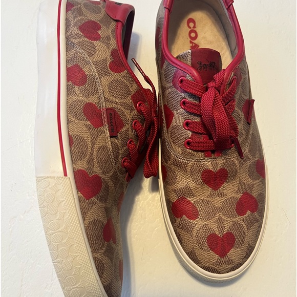 ***Authentic*** COACH ELECTRIC RED HEART SNEAKERS, size W 10 - Picture 3 of 7